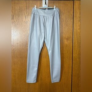 Perfectly Priscilla Gray Faux Leather Leggings NWT